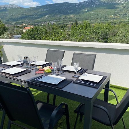 Apartment Milena Kastela Mit Whirlpool Экстерьер фото