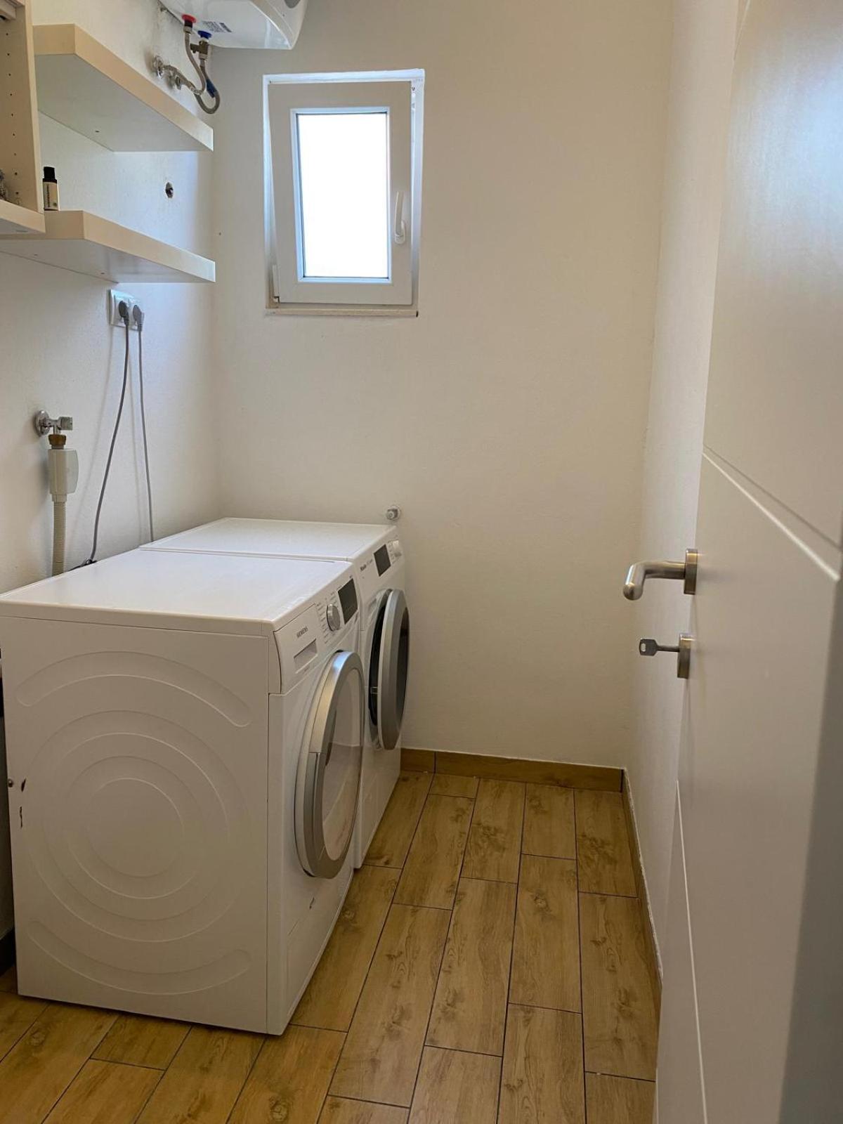 Apartment Milena Kastela Mit Whirlpool Экстерьер фото
